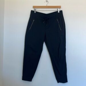 Trekkie North High Rise Jogger Size 12